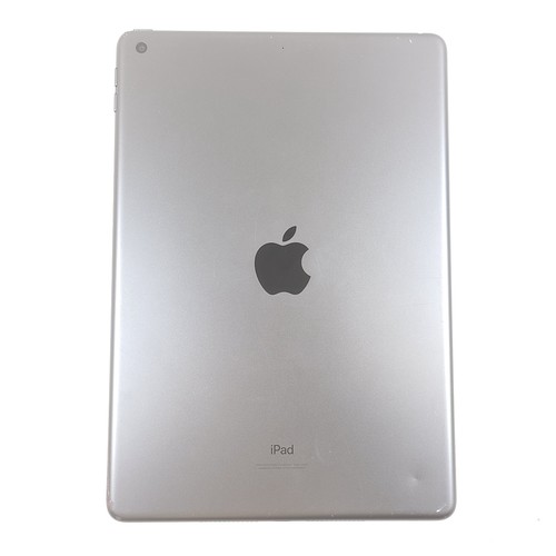 Apple iPad 9th Gen. 64GB A2602 Wi-Fi 10.2 in - Space Gray - GRADE B- - Picture 5 of 14