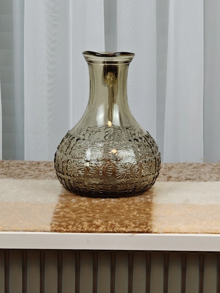 Vintage Italian Smoked Glass Water Pitcher Decanter Embossed Floral 1960s 1970s - Bild 2 von 4