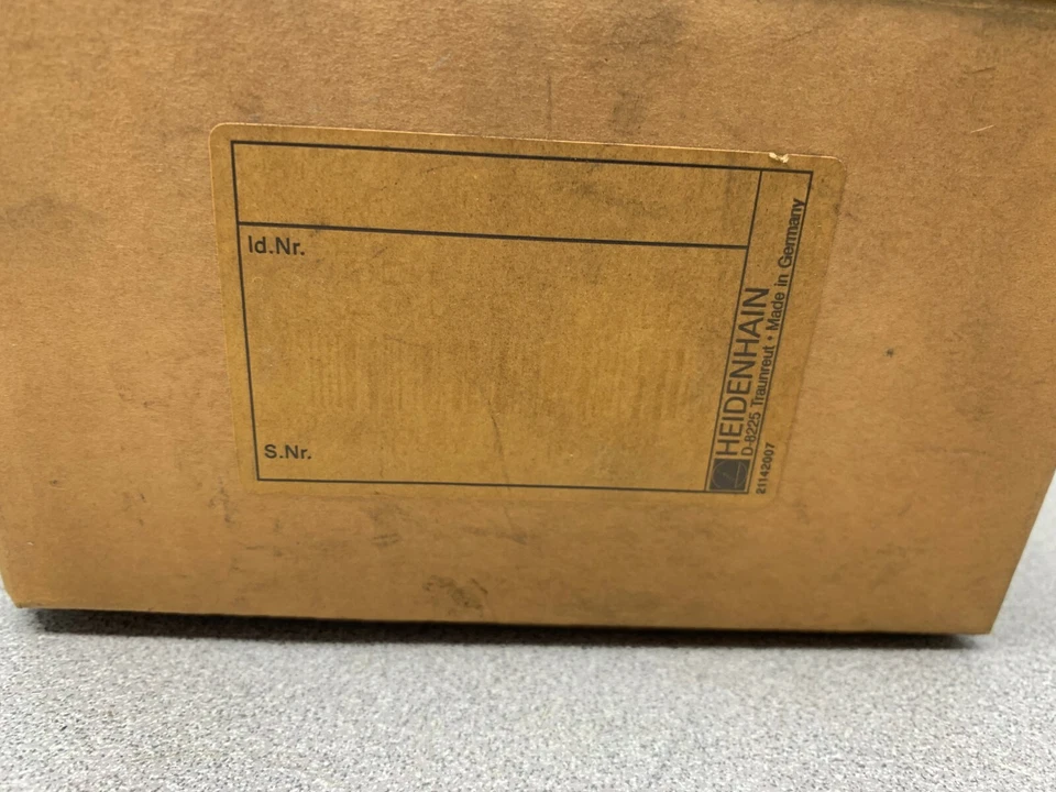 NEW IN BOX HEIDENHAIN 2516811E ENCODER 426.0003-1024 - Image 2 of 4
