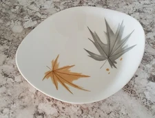 MCM Iroquois Ben Seibel Informal China HARVEST TIME Serving Bowl 10 1/2"