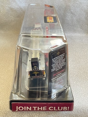 1999 Code 3 Chief's Edition Suburban & LTI TDA Ladder 599 - Picture 6 of 15