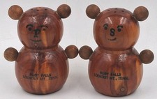 Vintage Ruby Falls Lookout Mt Tenn Souvenir Wooden Bear Salt & Pepper Shakers