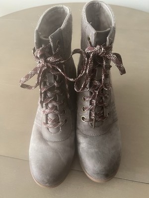 SOREL  Joan of Artic  Leather/Suede Wedge Boots, Olive Green, 8.5M   EUC!