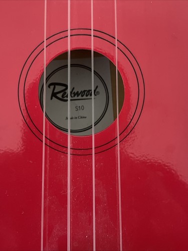 Redwood S10 Ukulele - Picture 2 of 4