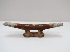 Used RUSTY 10+1/4 inch Cast Iron Boat Dock Cleat Tiki Hut Bar Yard Art (D3C992C)