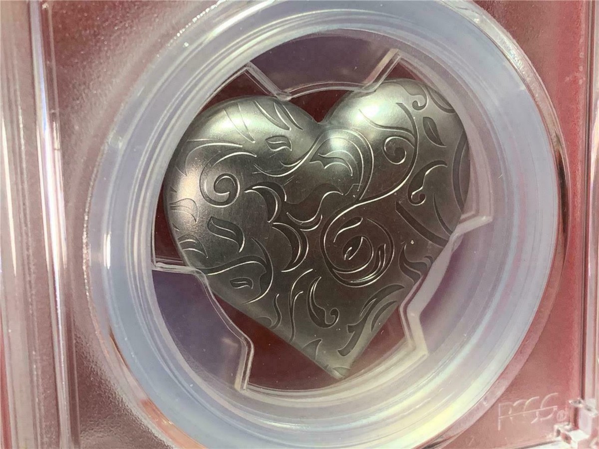 2018 $5 Palau Silver Heart SHape PCGS MS 69 Antique Finish 1oz