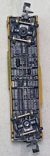 N Scale Union Pacific UP 294739 Stock Car - Picture 9 of 11