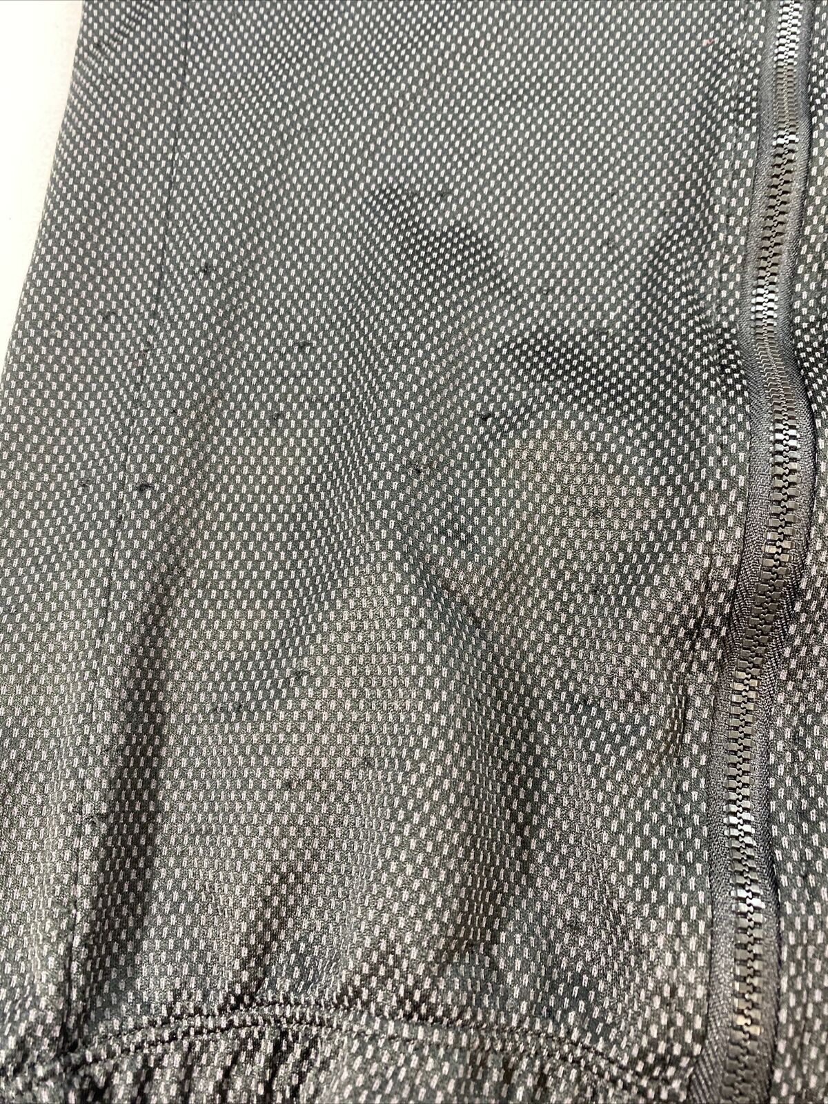 Picture 4 of 10