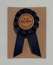 Longaberger BLUE RIBBON Clip Tie-on - Limited Edition with Wood-Burned Center