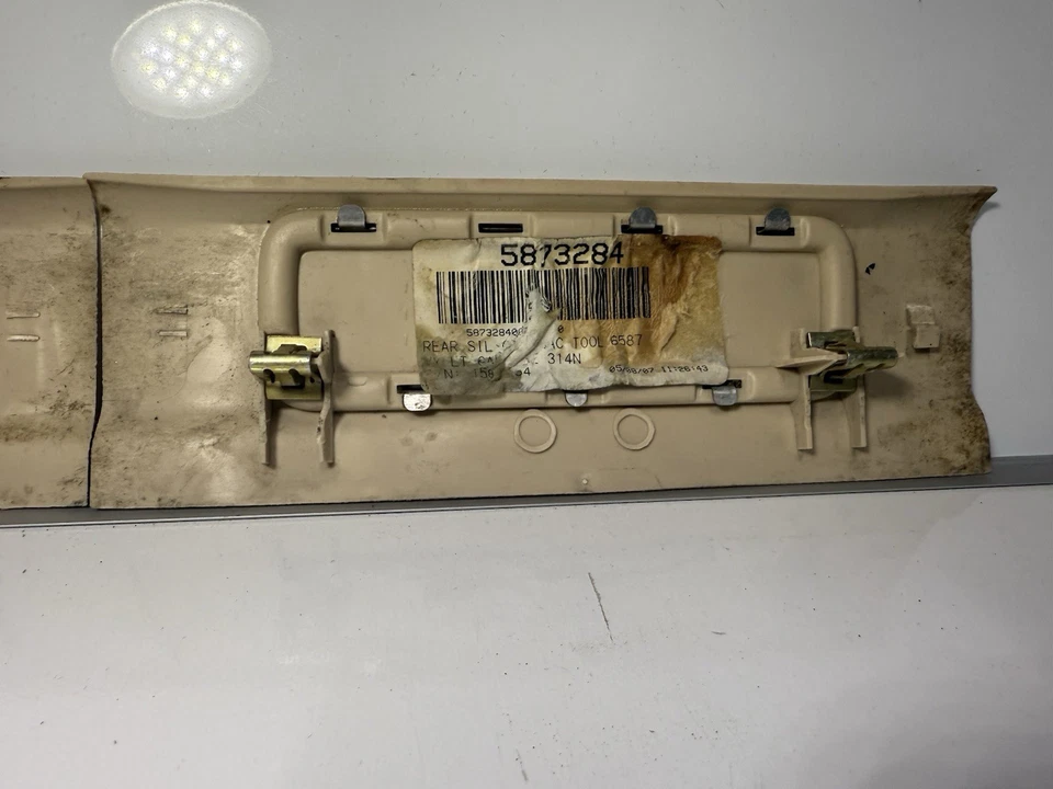 2007-2009 Cadillac Escalade ESV Yukon Denali Rear Door Sill Step Scuff Plate S8 - Image 4 of 4