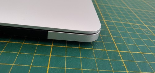 Apple MacBook Pro A1398 Retina 15" Mid 2015 i7 16GB DDR3 512GB SSD R9 M370X _2_2 - Bild 13 von 24