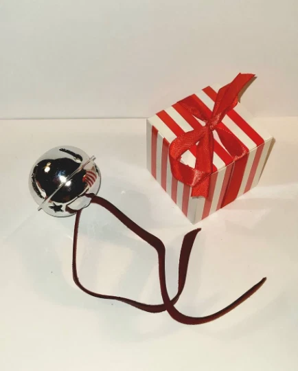 Le Grelot du Traineau du Père Noël Pôle Express The Polar Ticket Jouet Cadeaux - Photo 4/4