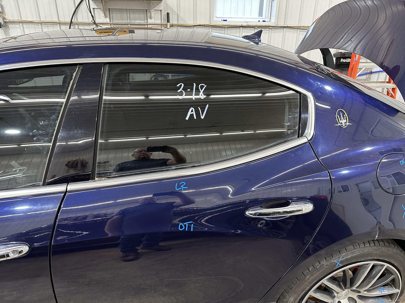 14-17 MASERATI GHIBLI DRIVER LEFT REAR SIDE DOOR BLUE PASSIONE PAINT 426B
