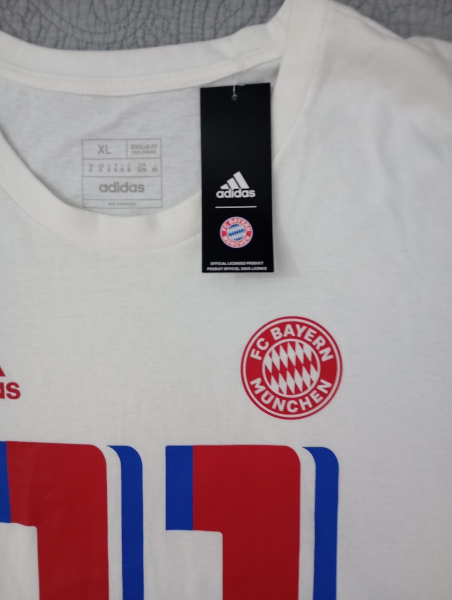 adidas Bayern Munich シャツホワイト Adidas Bayern Munich 21/22 Graphic Tee - SoccerWorld