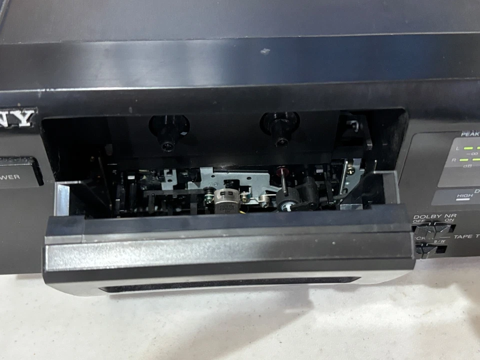 Sony !! Stereo Dual Cassette Deck Used TC-WE305 w/instructions !! - Image 4 of 4