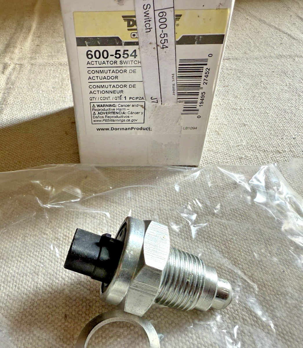 NOS Transfer Case Engage Indicator Switch Toyota 4Runner T100 Pickup Tacoma