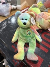Ty Beanie Baby: Peace Bear 1996 - Multicolor