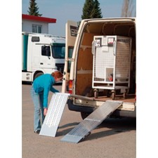 Faltbare Alu-Verladeschiene, Breite 800 mm, Länge 2.045 mm -eingeklappt 1.105 mm