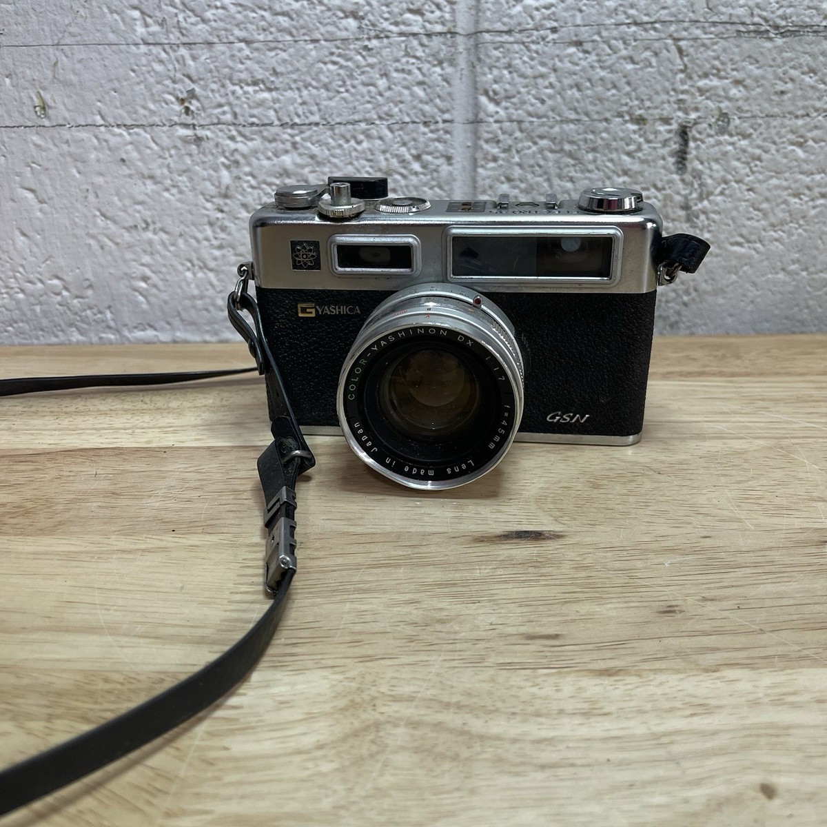 YASHICA GSN ELECTRO 35 G Camera F1.7 45mm Vintage From Japan