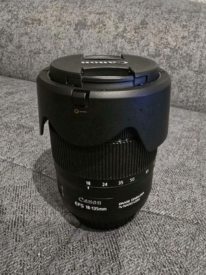 Canon Objektiv EF-S 18-135mm 1:3.5-5.6 Is Nano USM