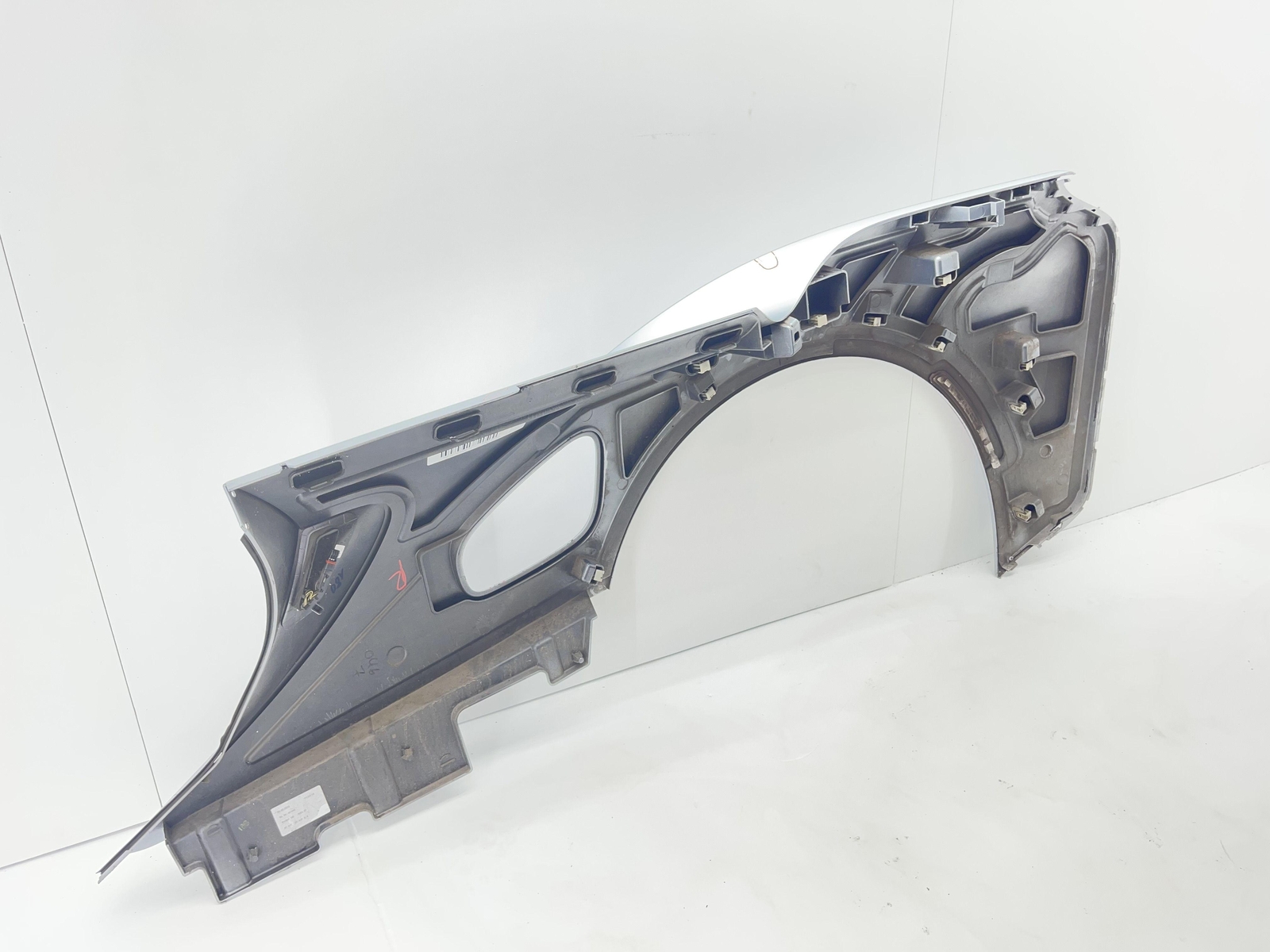 2014-2019 BMW I8 REAR RIGHT QUARTER PANEL ICONIC SILVER (B72) 7336314 OEM