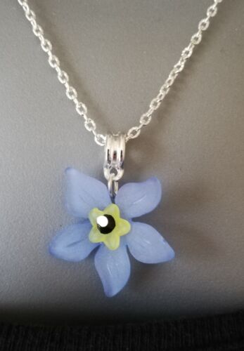 Ladies 17 inch Forget-Me-Not Necklace, Silver Plated - Blue Lucite Flower - Picture 1 of 5