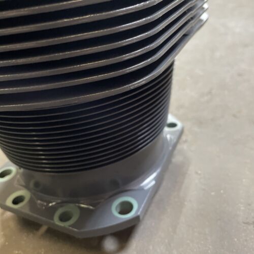 TITAN EXPERIMENTAL PARALLEL VALVE TAPERED BARREL 18MM O-320, IO-320 LYCOMING - Foto 2 di 10