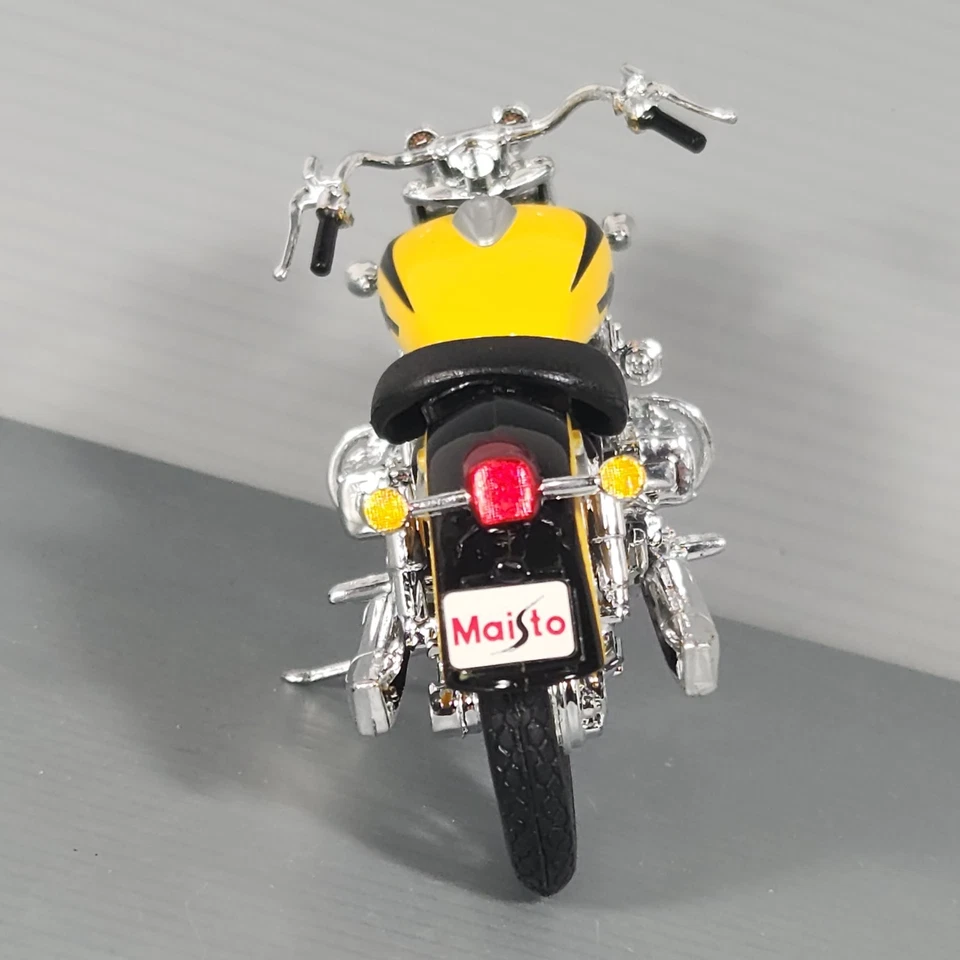 Réplica diecast de motocicleta Honda Valkyrie escala 1:18 de Maisto 2001 Foto 3 de 4