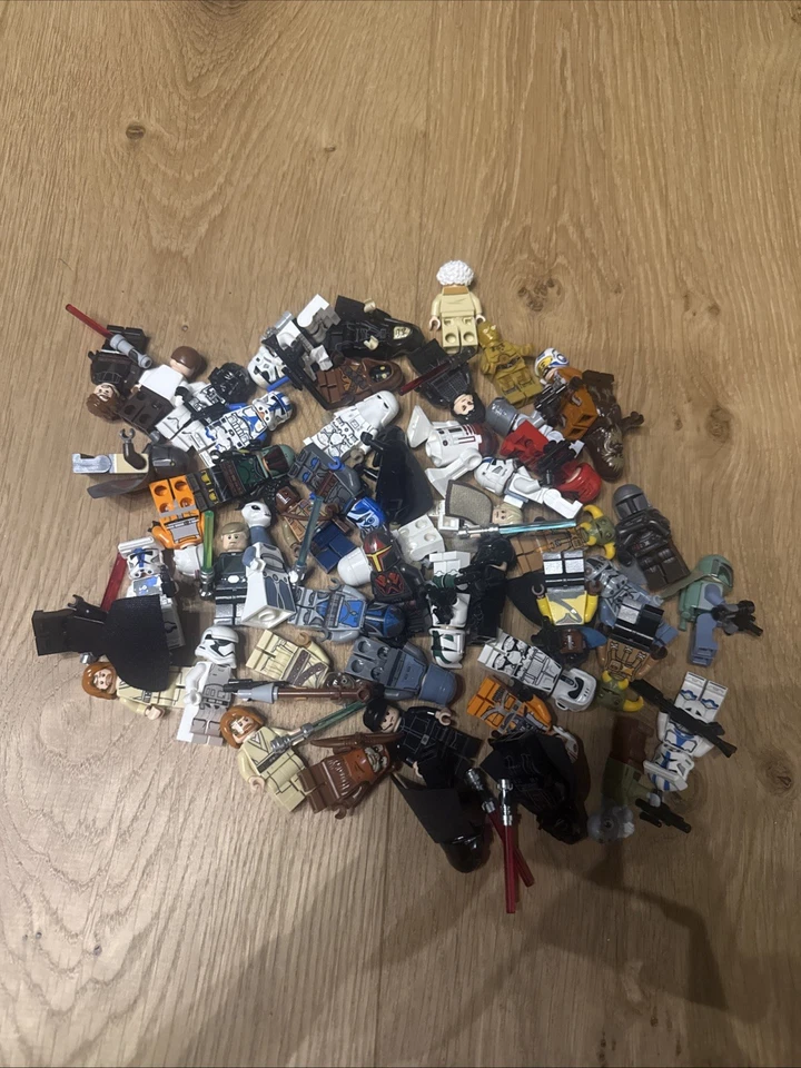 LEGO Star Wars Minifigures Lot 52 Minifigures Total - Image 2 of 2