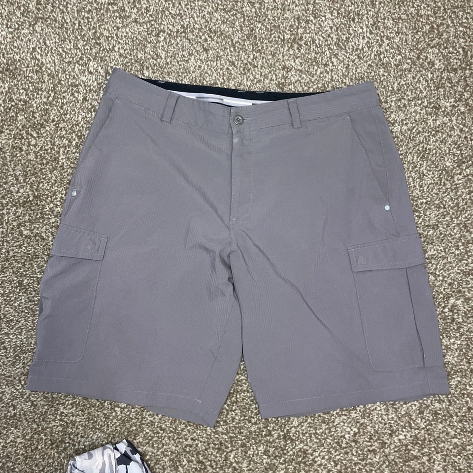 Under Armour Hombres Lote de 3 Pantalones Cortos Carga Camuflaje Gris Cuadros Talla 36 Golf Pesca Foto 4 de 4