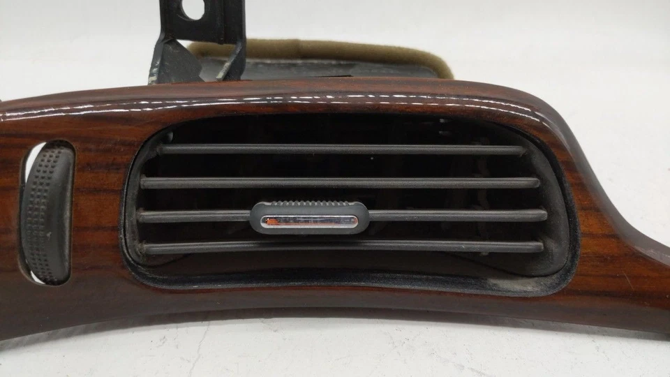 2000 Cadillac Seville AIR CONDITION VENT WKULW - Image 3 of 4