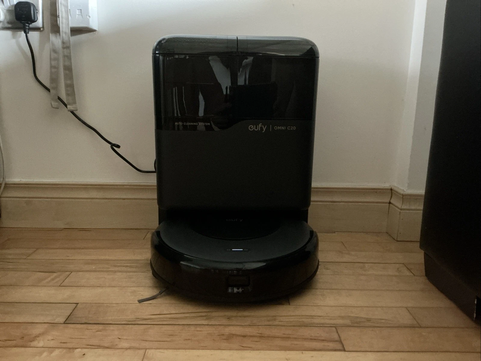 eufy Omni C20 Robot Vacuum Mop Auto Empty 7000Pa Slim
Opens in a new window or tab