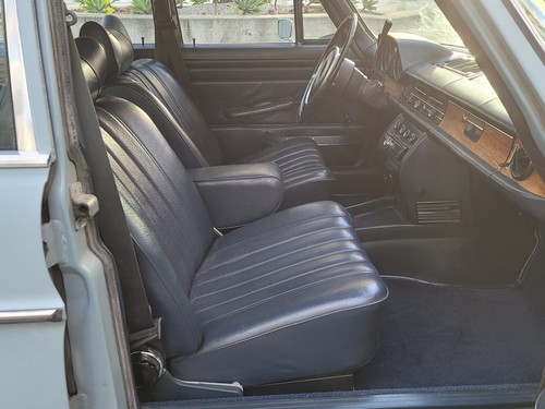1971 Mercedes-Benz 200-Series 1971 MERCEDES-BENZ 250 83K LOW MILES - Picture 18 of 24