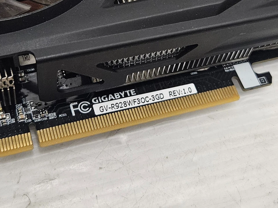 AMD Radeon R9 280, 3GB GDDR5, 384BIT, HDMI, Gigabyte GA-R928WF3OC-3GD, WORKING - Image 2 of 4