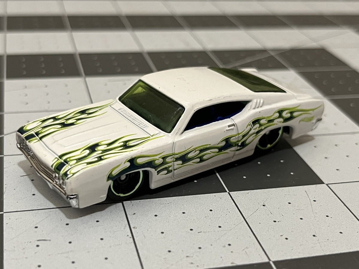 69 Ford Torino Talladega - White/Green Flames - Hot Wheels HW