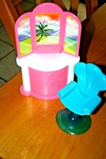 1996 Shampoo & Style Salon-Missing Sink-Used-Shows Signs of wear-sold as is