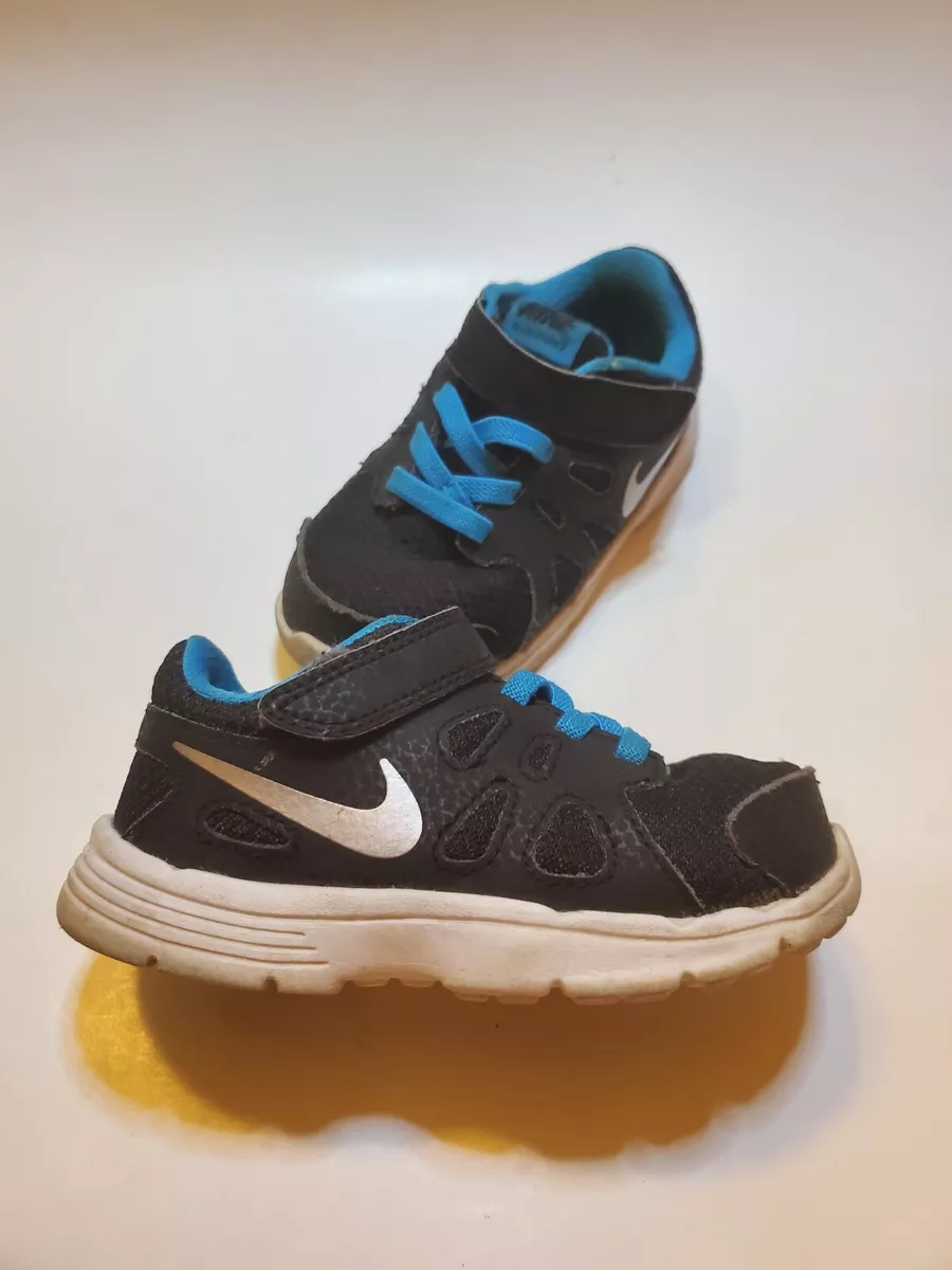 Toddler nike revolution clearance 2