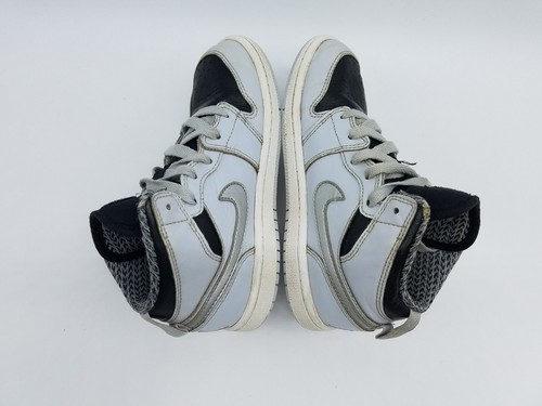 Nike Air Jordan 1 Retro (PS) Niño Talla 13C Tenis Platino Negro Plata - Imagen 6 de 12