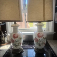 Accurate Casting Co. Vintage 3 Way Floral Table Lamp