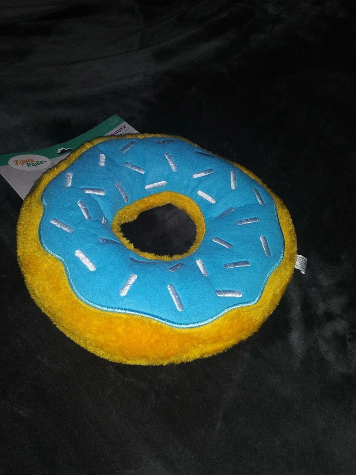* NEW* Zippy Paws 11' Blueberry 🍩 Jumbo Donutz Squeaky Toy For Dogs - Image 3 of 4