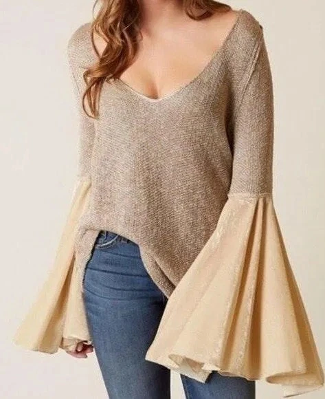 Free People Bell Sleeved Pullover sparkle Gold Celestia Size M Metallic  - Image 2 of 4