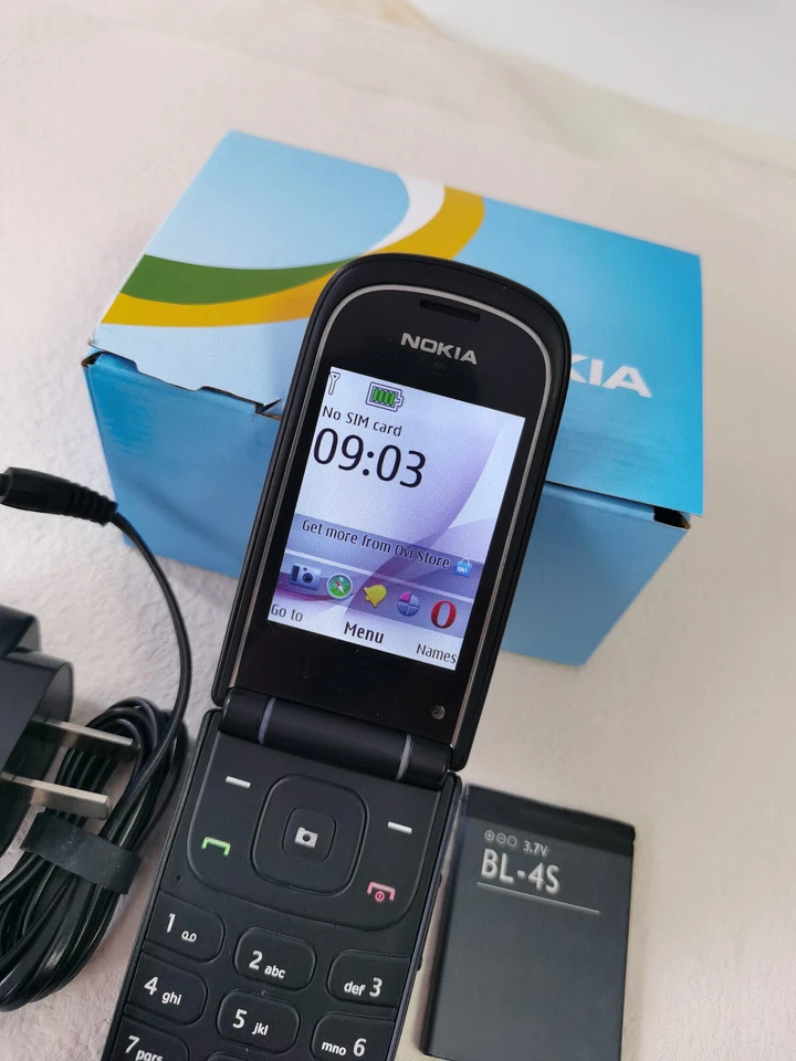 Unlocked Nokia 3710 Fold Mobile Phone - Image 3 of 4