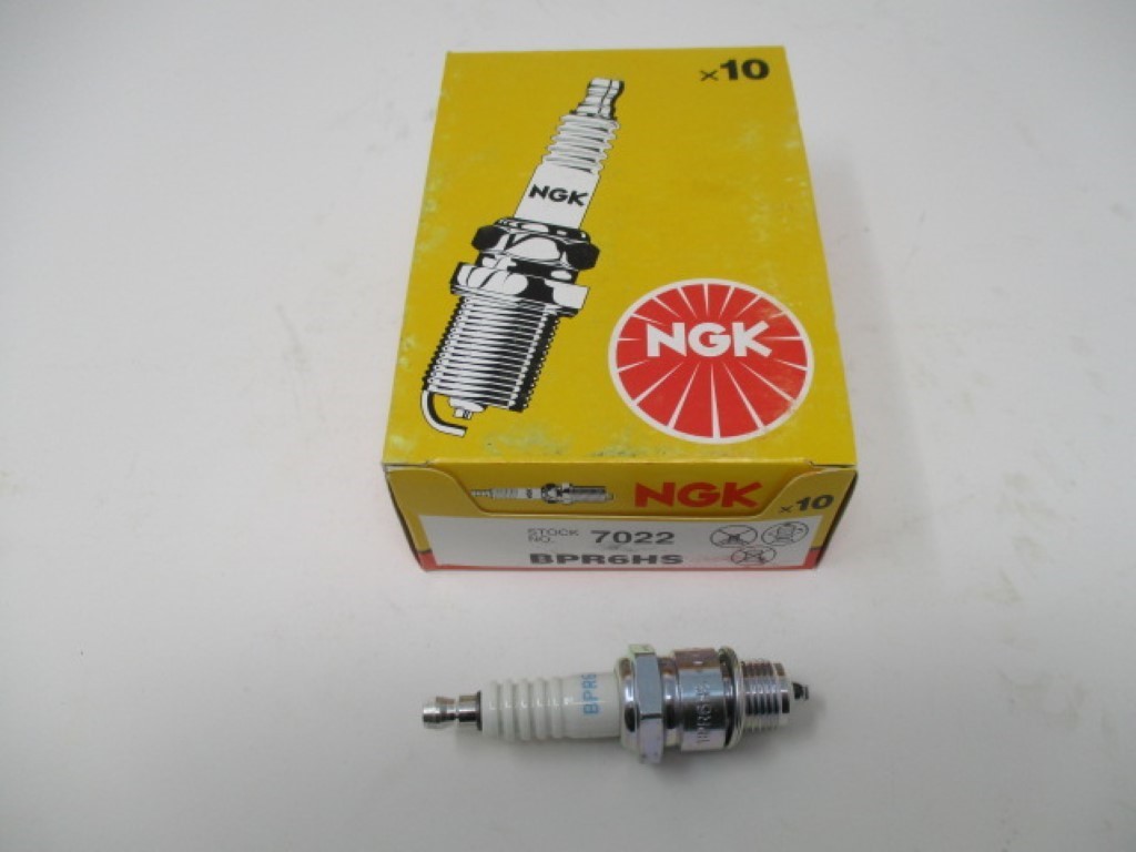 10 Genuine NGK 7022 BPR6HS Standard Spark Plug Lawn Mower