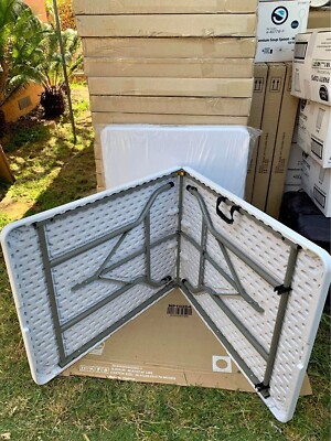 6FT Plastic Folding Table Portable Fold-in-Half Picnic Utility Table with Handle