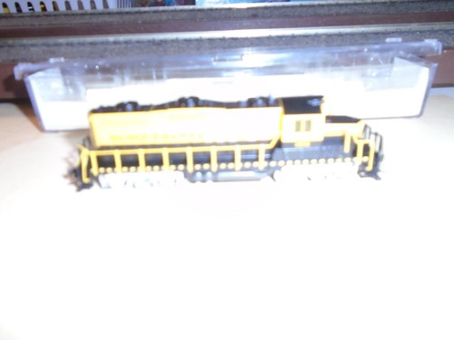 LIFE LIKE #7132 EMD GP18 DIESEL LOCOMOTIVE-SUSQUEHANNA #NYSW 1802 N - Picture 2 of 6