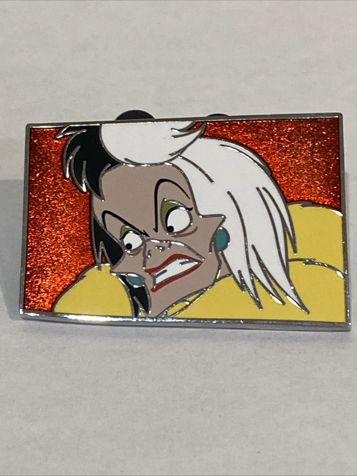 2026 Disney 101 Dalmatians 65th Anniversary mystery puzzle pin Cruella only