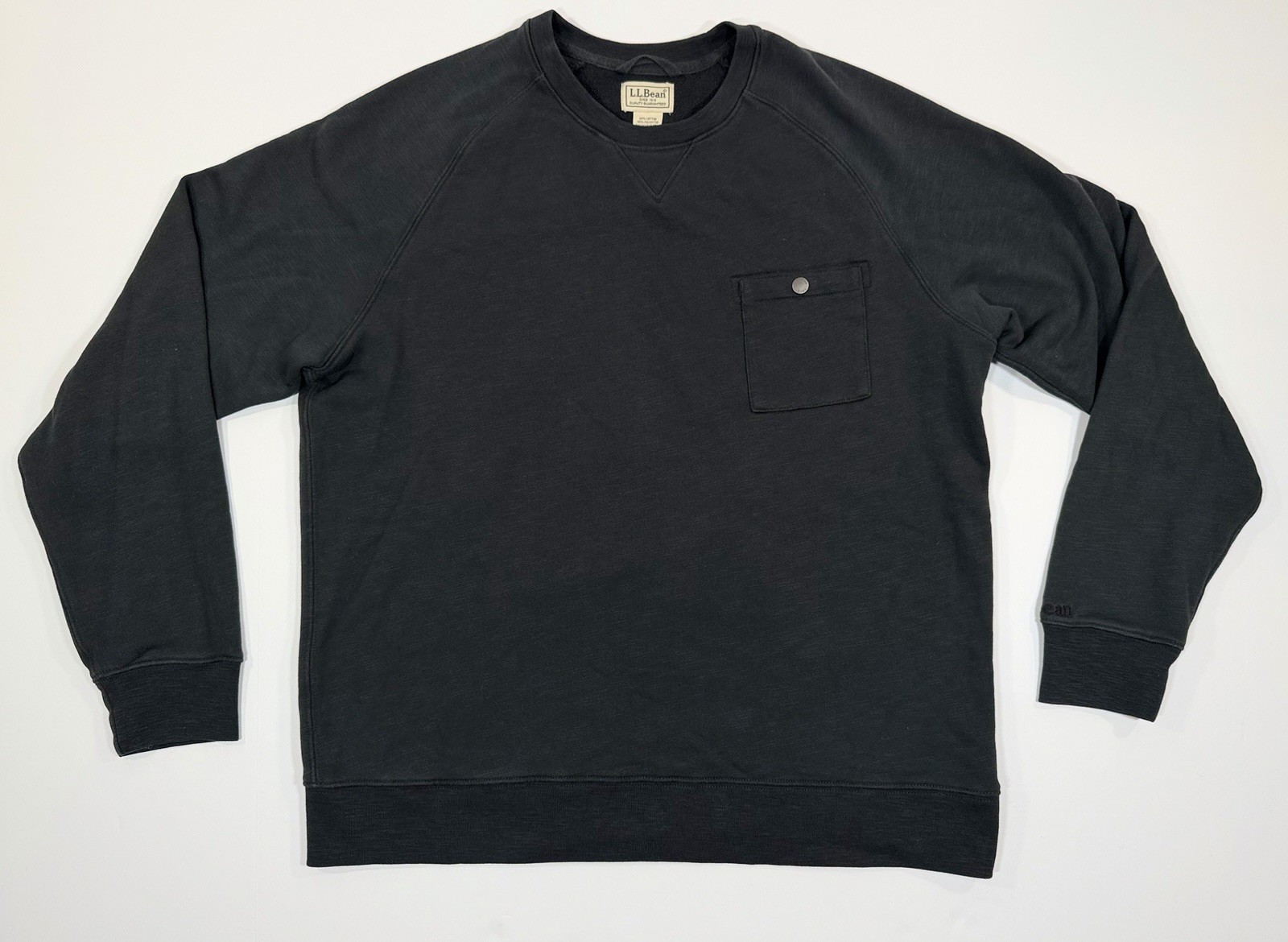 LL Bean Mens Crewneck Sweatshirt Pocket French Terry Black Long Sleeve Size L