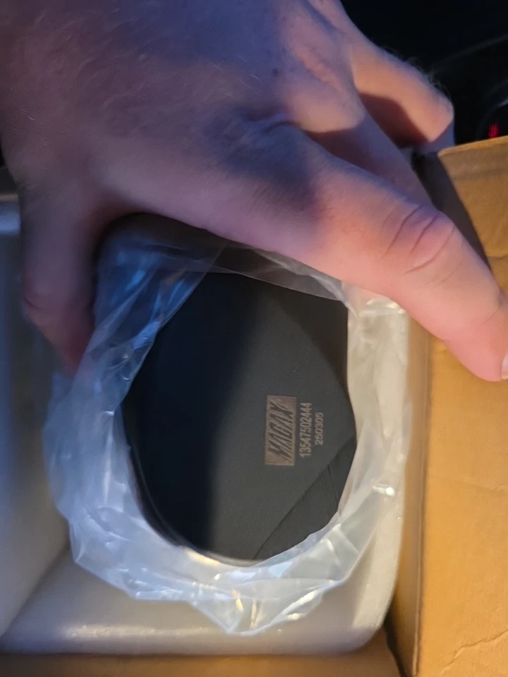 电子油门车身总成 No.13547502444 适用于宝马 325i 2.5L L6 01-05 — 第 2/3 张图片