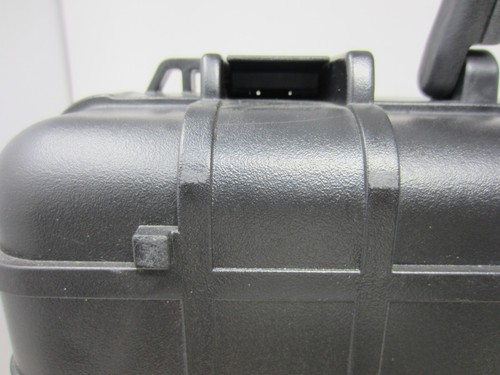 Underwater Kinetic 518 UltraCase Medium Hard Waterproof Case 18.6x14.5x5.9" - Picture 9 of 18