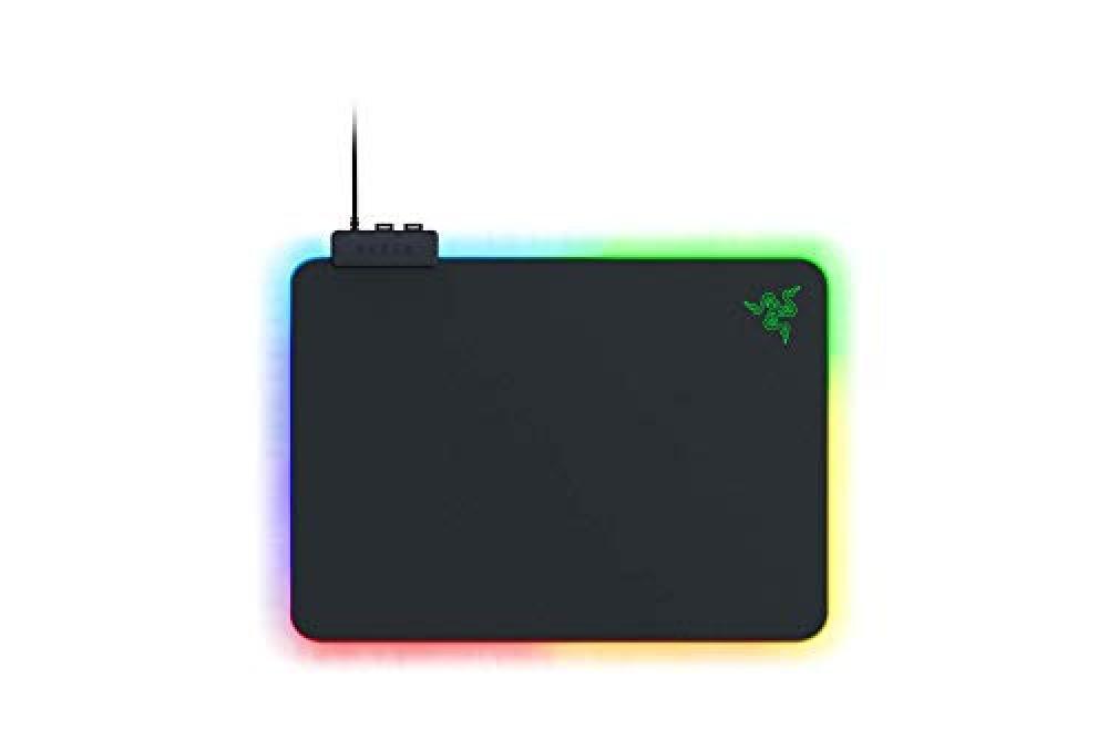Razer Firefly V2 - Tappetino per mouse da gioco, con illuminazione RGB e tecnolo